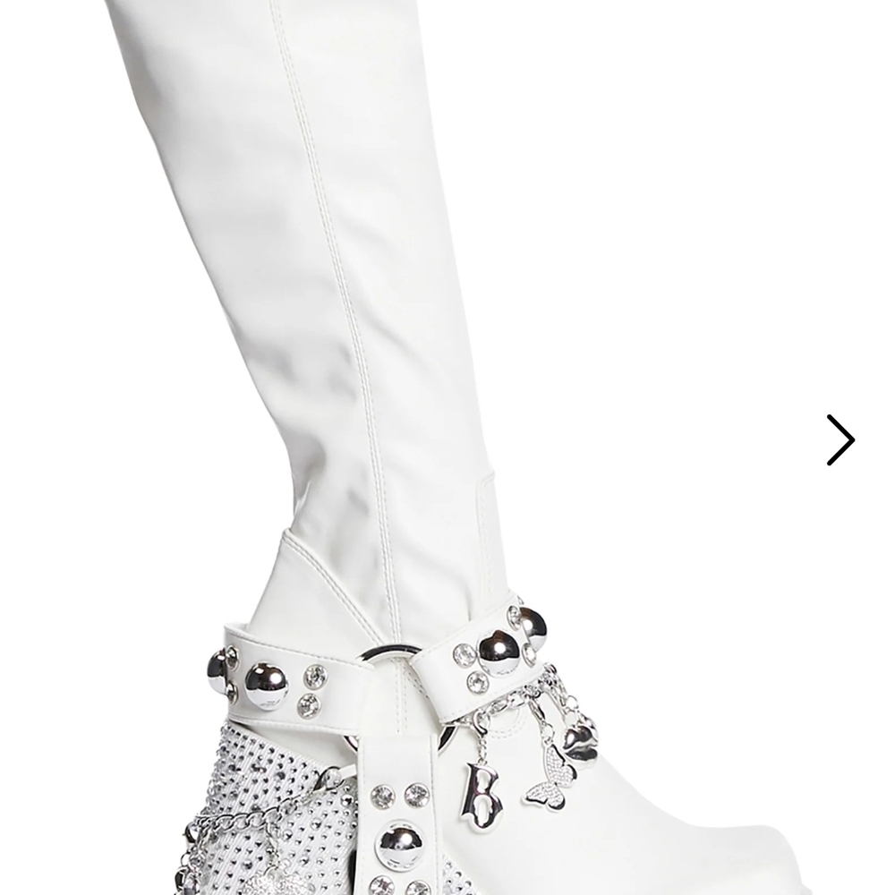 STARRIN' N' STYLIN' PLATFORM BOOTS DOLLS KILL X BRATZ